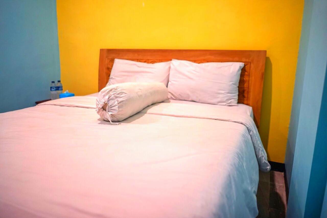 รูมแซด บัดเจ็ต Hotel เซอมารัง ภายนอก รูปภาพ