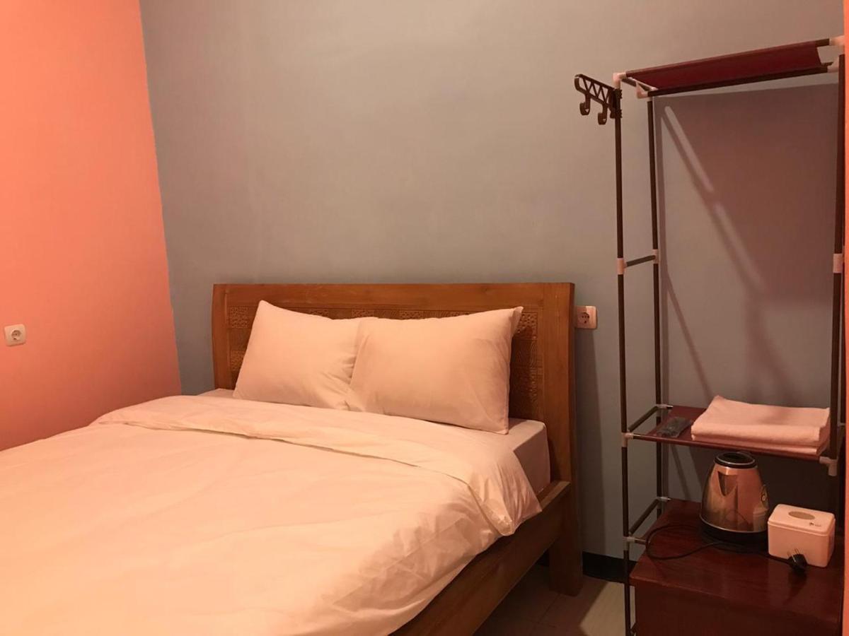 รูมแซด บัดเจ็ต Hotel เซอมารัง ภายนอก รูปภาพ