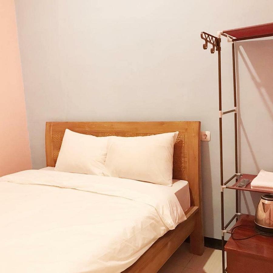 รูมแซด บัดเจ็ต Hotel เซอมารัง ภายนอก รูปภาพ
